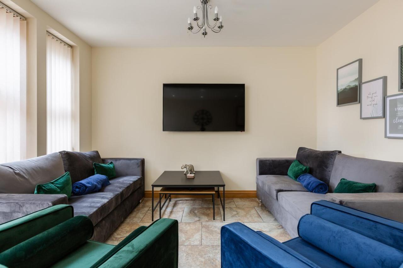 Albert - 5 Bedrooms Sleeps 11 Parking Wi-Fi Contractors Preston  Extérieur photo