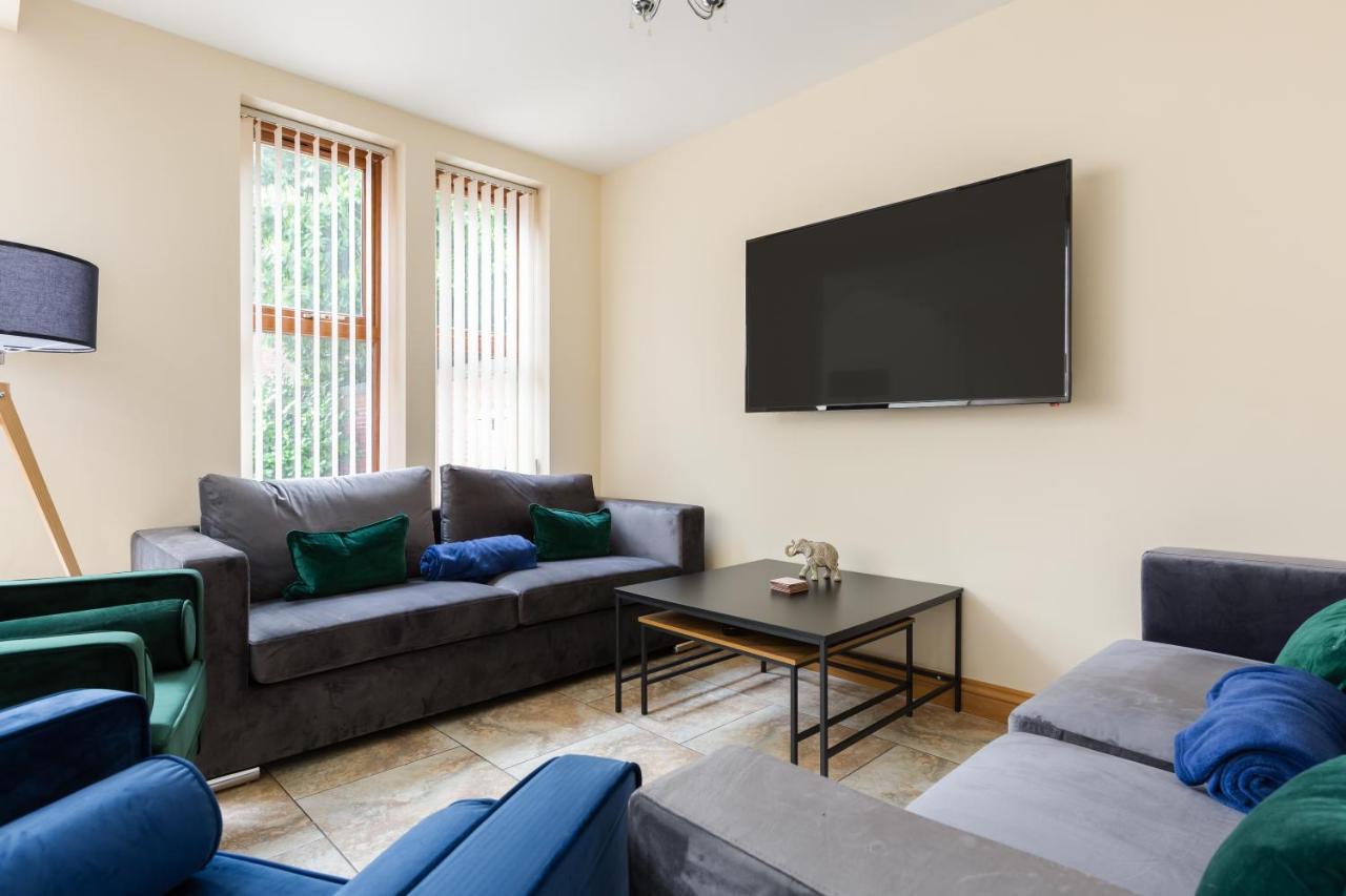 Albert - 5 Bedrooms Sleeps 11 Parking Wi-Fi Contractors Preston  Extérieur photo
